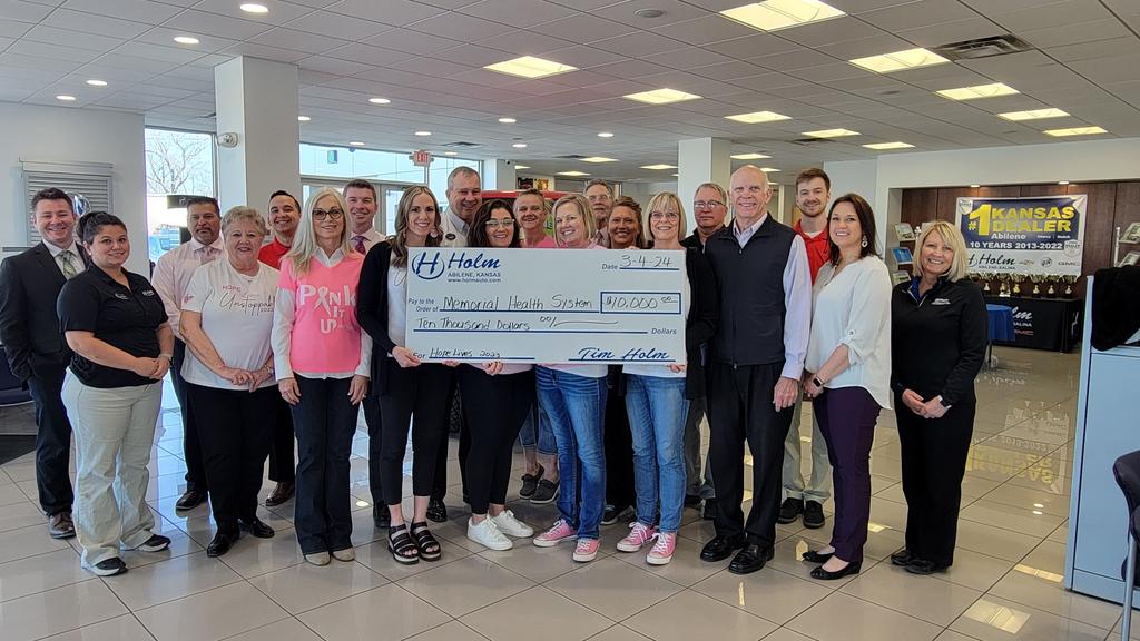 Dealership gallery photo 3